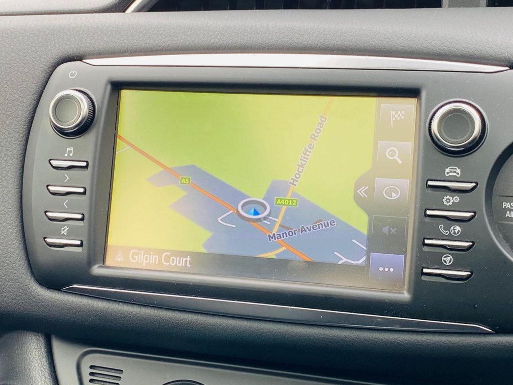 Used Toyota Yaris 2017 for sale - 76439425: Photo 30