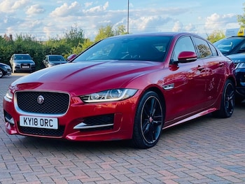 Used Jaguar XE 2018 for sale - 75916655: Photo