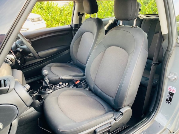 Used MINI Hatch 2018 for sale - 76080529: Photo 11
