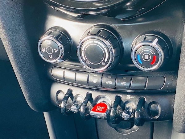 Used MINI Hatch 2018 for sale - 76080529: Photo 20