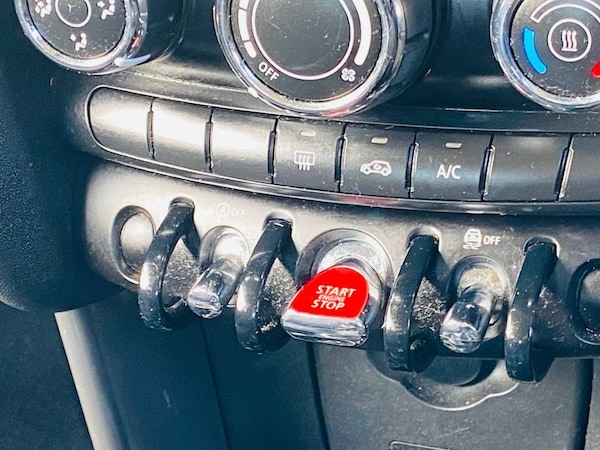 Used MINI Hatch 2018 for sale - 76080529: Photo 21