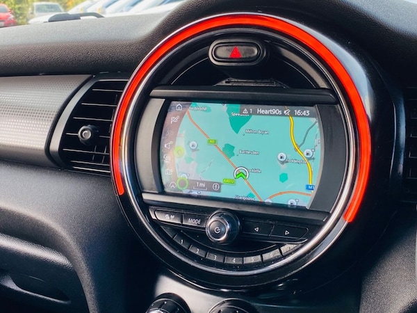 Used MINI Hatch 2018 for sale - 76080529: Photo 28