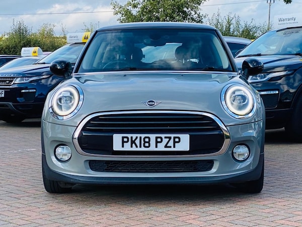 Used MINI Hatch 2018 for sale - 76080529: Photo 6