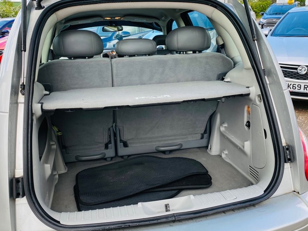 Chrysler PT Cruiser 2007 (07) - 2.4 Touring Hatchback 5dr Petrol Manual (223 g/km, 141 bhp) - Image 10