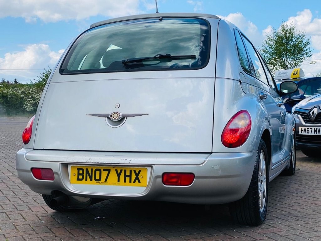 Chrysler PT Cruiser 2007 (07) - 2.4 Touring Hatchback 5dr Petrol Manual (223 g/km, 141 bhp) - Image 12