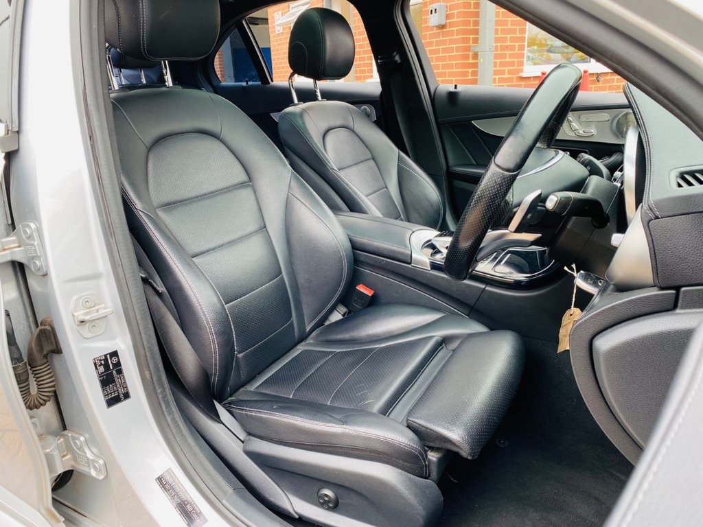 Used Mercedes-Benz C Class 2015 for sale - 76665646: Photo 4