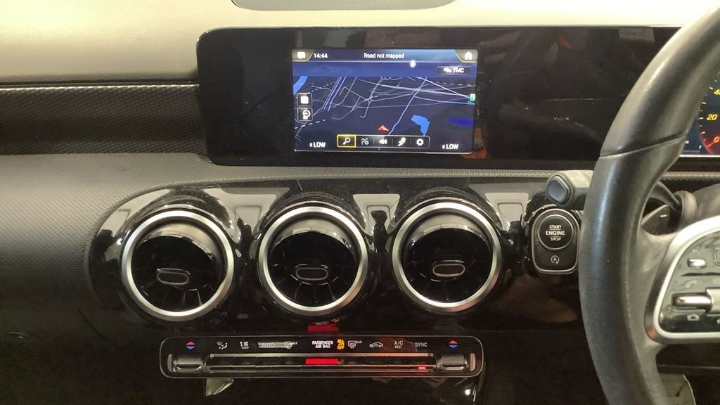 Used Mercedes-Benz A-Class 2018 for sale - 76751403: Photo 10