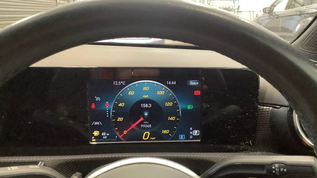 Used Mercedes-Benz A-Class 2018 for sale - 76751403: Photo 9