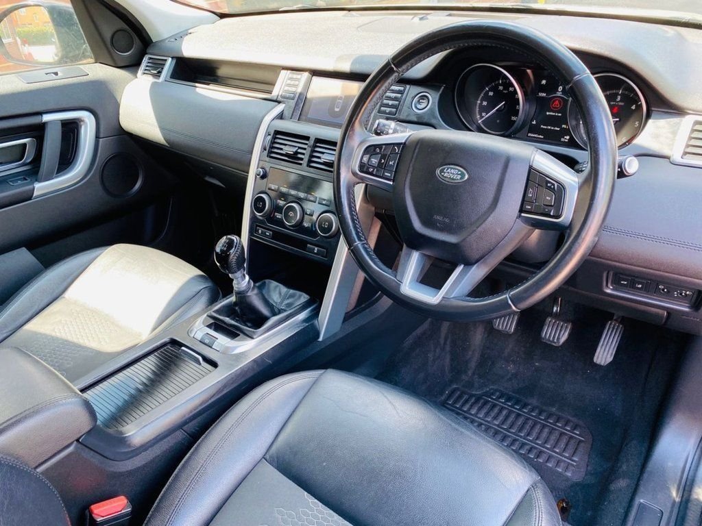 Used Land Rover Discovery Sport 2018 for sale - 76632070: Photo 2