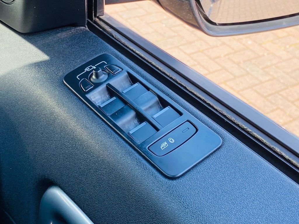 Used Land Rover Discovery Sport 2018 for sale - 76632070: Photo 25