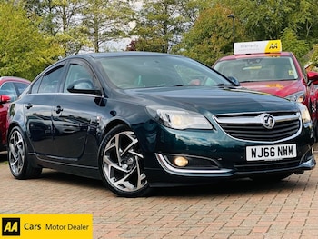 Vauxhall - Insignia