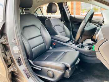 Used Mercedes-Benz A-Class 2015 for sale - 75403311: Photo