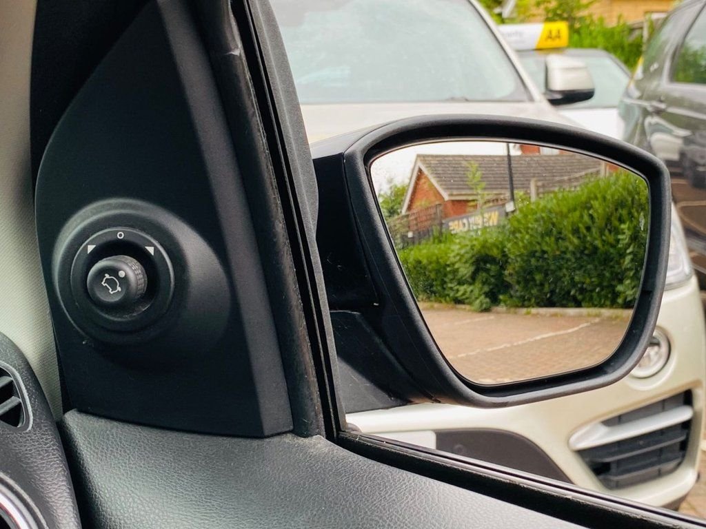 Used Ford Ka+ 2018 for sale - 76605182: Photo 23