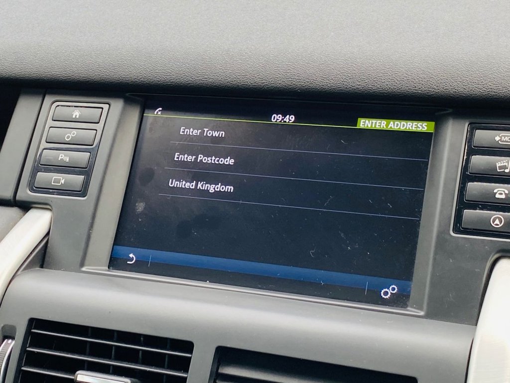 Used Land Rover Discovery Sport 2016 for sale - 76386047: Photo 37