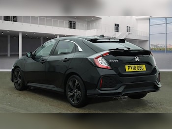 Used Honda Civic 2018 for sale - 75916670: Photo