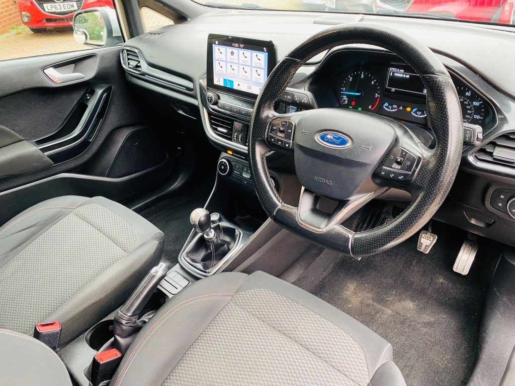 Used Ford Fiesta 2019 for sale - 76386210: Photo 2