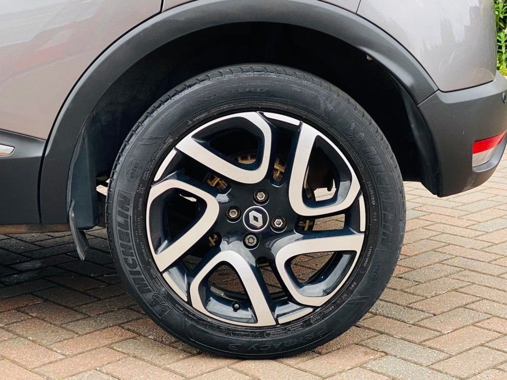 Used Renault Captur 2018 for sale - 76632395: Photo 10