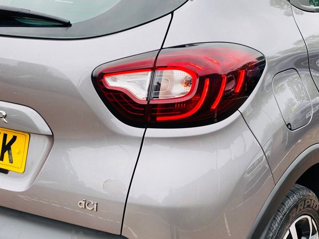 Used Renault Captur 2018 for sale - 76632395: Photo 12