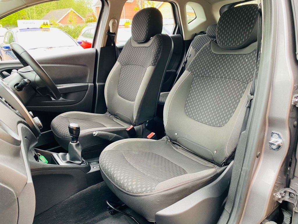 Used Renault Captur 2018 for sale - 76632395: Photo 13