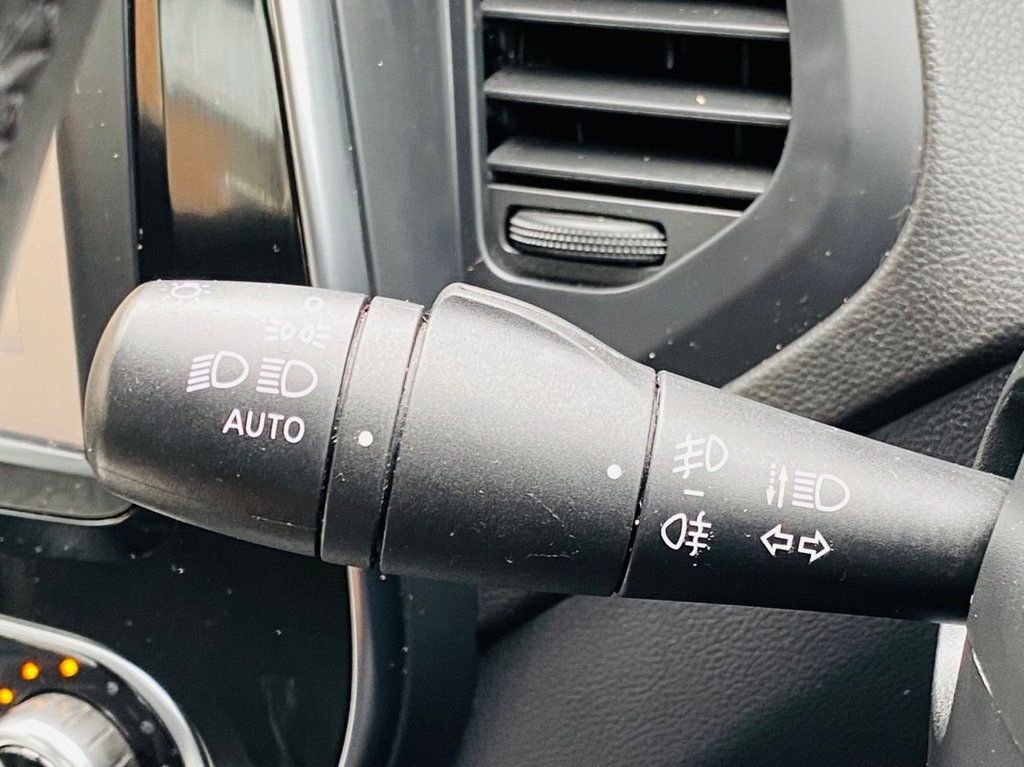 Used Renault Captur 2018 for sale - 76632395: Photo 16