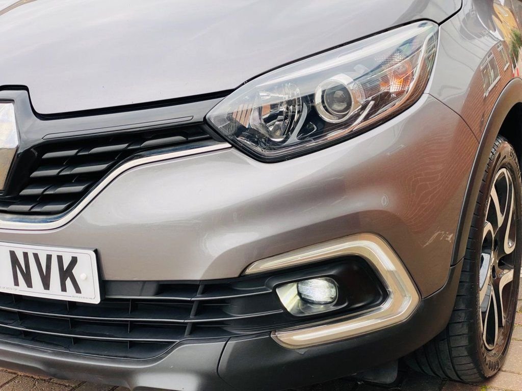 Used Renault Captur 2018 for sale - 76632395: Photo 19