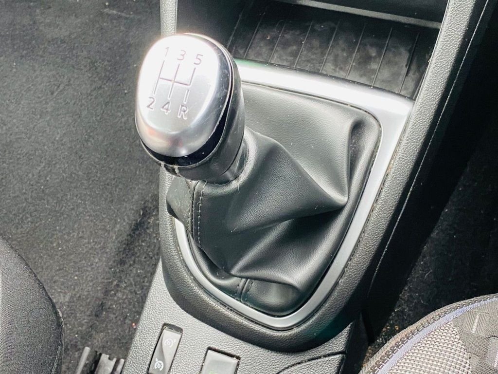 Used Renault Captur 2018 for sale - 76632395: Photo 26