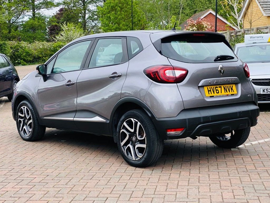 Used Renault Captur 2018 for sale - 76632395: Photo 8