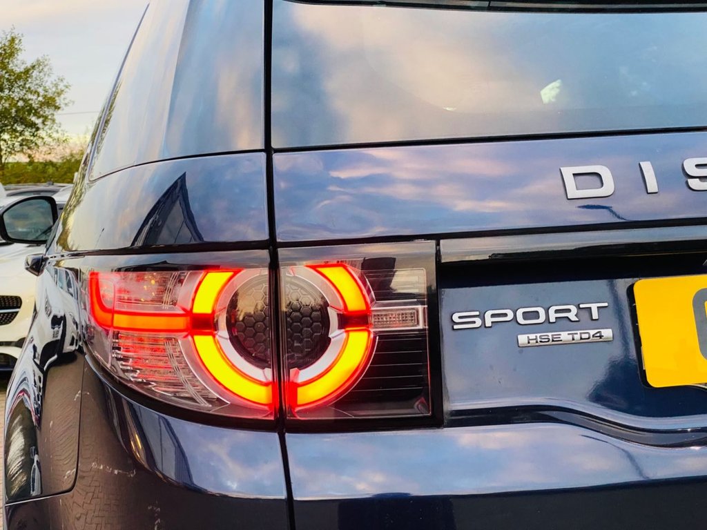 Used Land Rover Discovery Sport 2016 for sale - 76385862: Photo 11