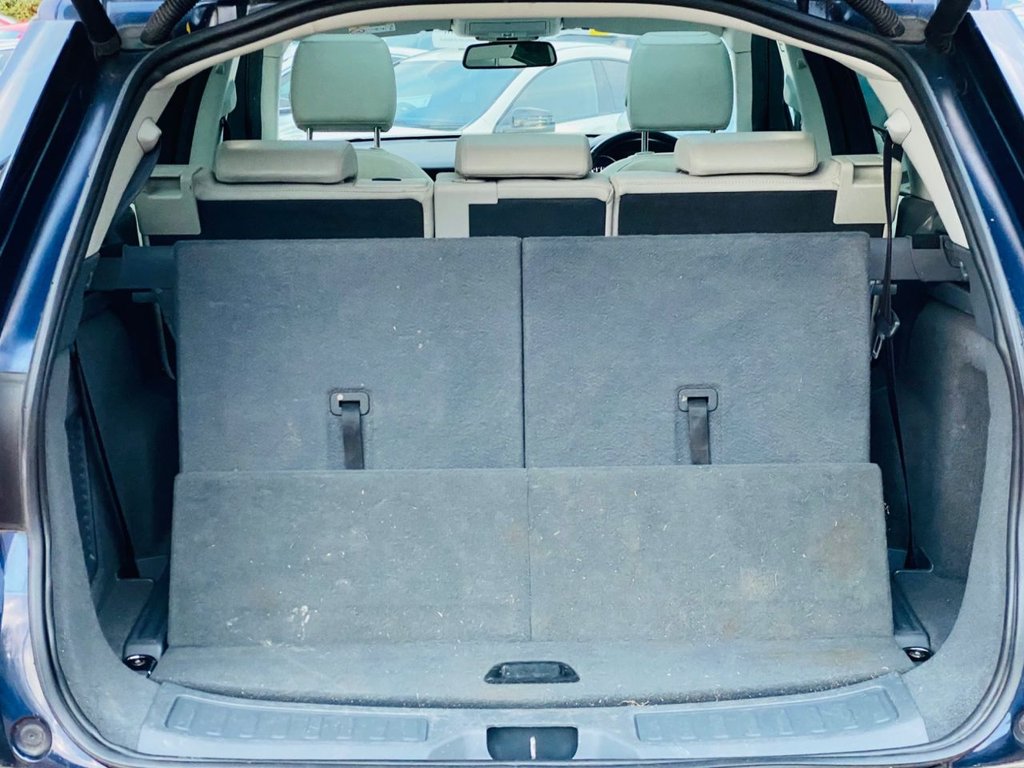 Used Land Rover Discovery Sport 2016 for sale - 76385862: Photo 12