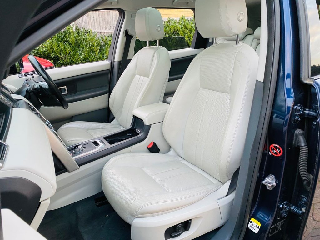 Used Land Rover Discovery Sport 2016 for sale - 76385862: Photo 15