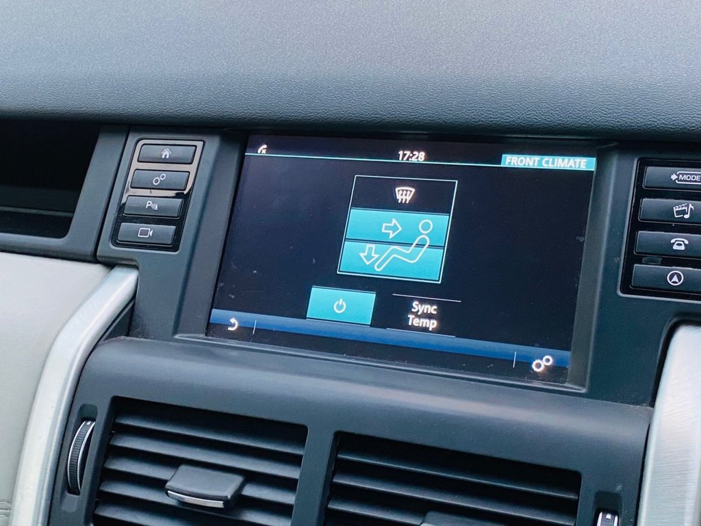 Used Land Rover Discovery Sport 2016 for sale - 76385862: Photo 28