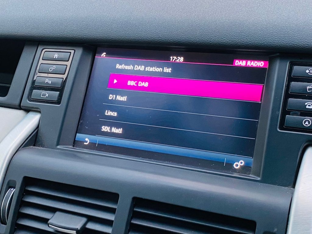 Used Land Rover Discovery Sport 2016 for sale - 76385862: Photo 29