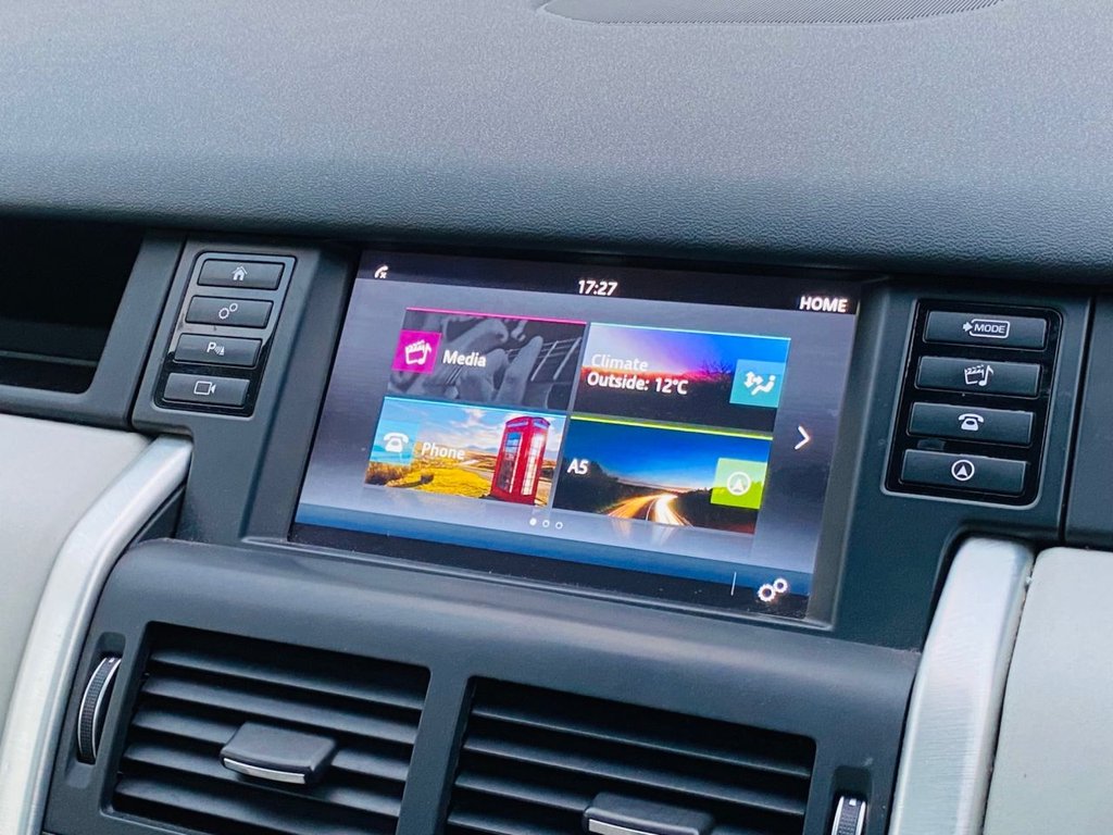 Used Land Rover Discovery Sport 2016 for sale - 76385862: Photo 31