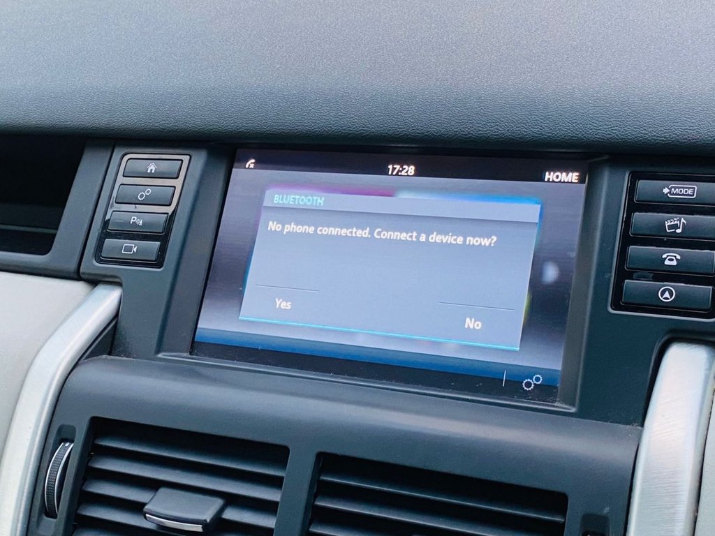 Used Land Rover Discovery Sport 2016 for sale - 76385862: Photo 33