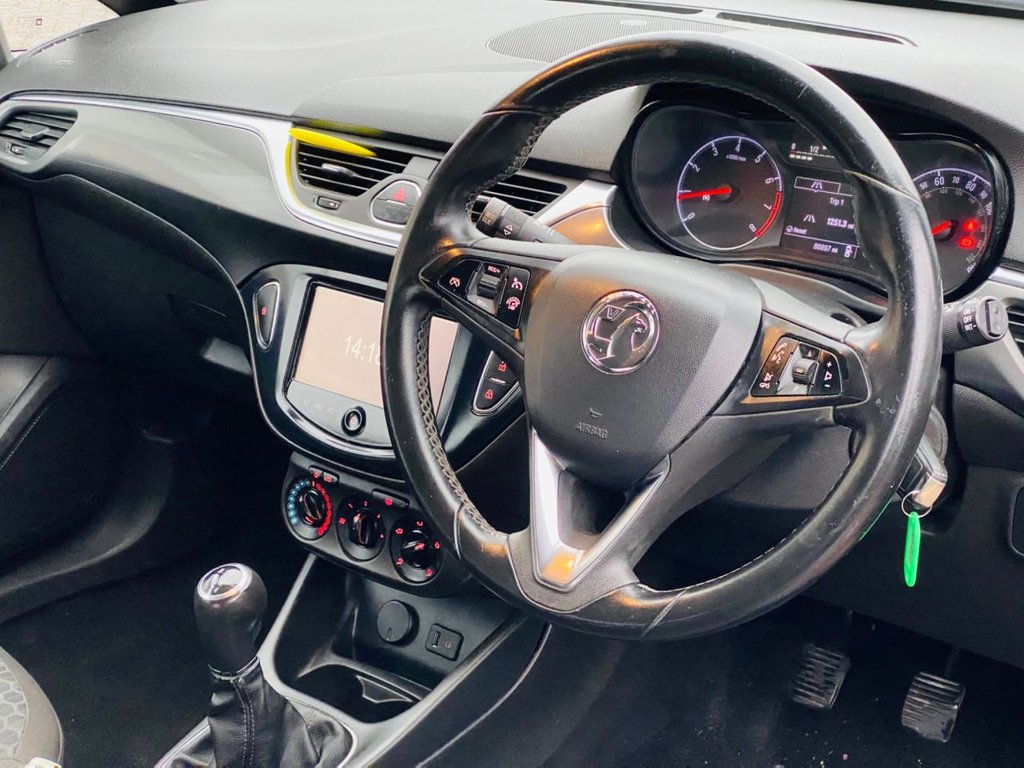 Used Vauxhall Corsa 2015 for sale - 76973174: Photo 2