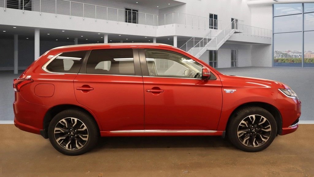 Used Mitsubishi Outlander 2017 for sale - 76751427: Photo 7