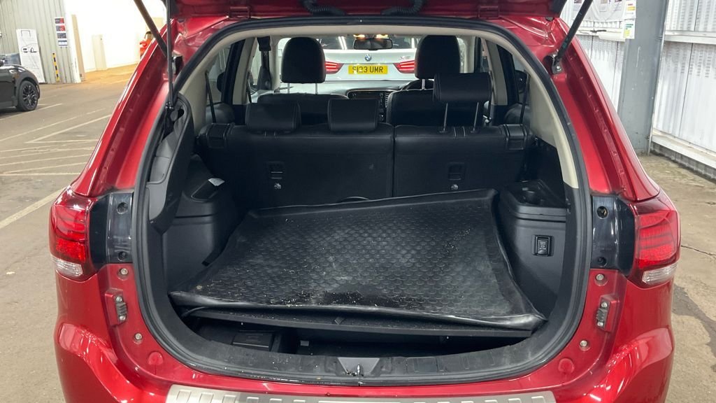 Used Mitsubishi Outlander 2017 for sale - 76751427: Photo 8