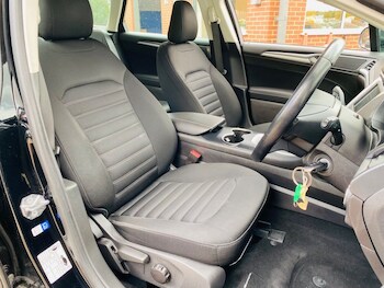 Used Ford Mondeo 2017 for sale - 75307095: Photo