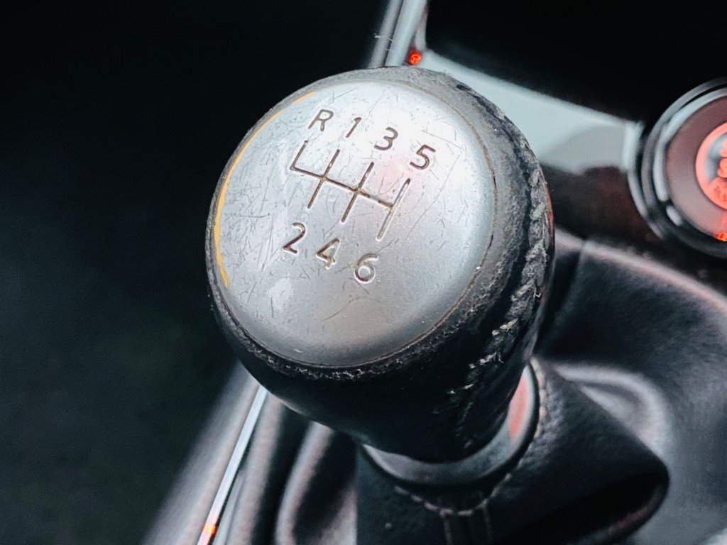 Used Nissan Pulsar 2015 for sale - 76385852: Photo 18