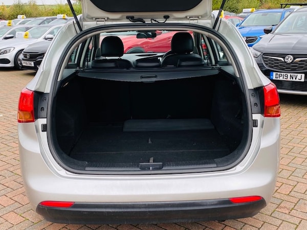 Used Kia Ceed 2018 for sale - 76172944: Photo 9