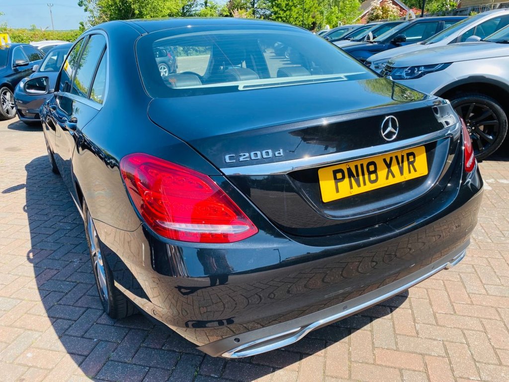 Used Mercedes-Benz C Class 2018 for sale - 77218580: Photo 11