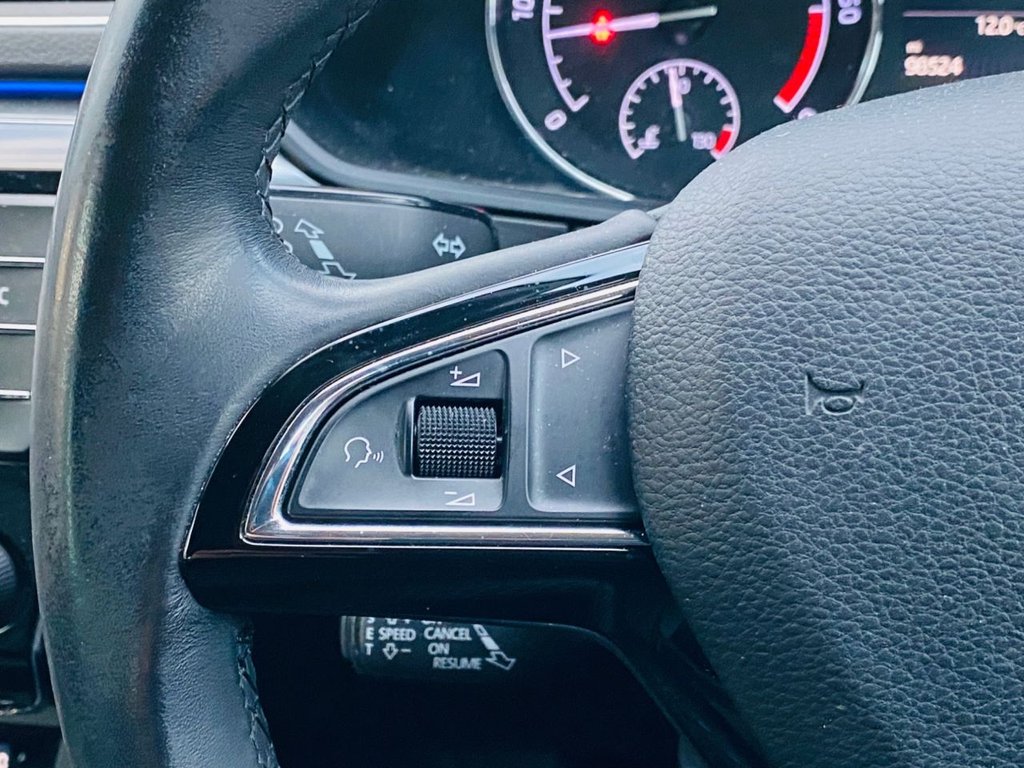 Used Skoda Superb 2016 for sale - 76385856: Photo 17