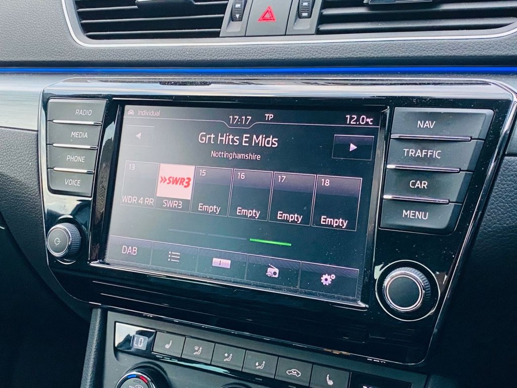 Used Skoda Superb 2016 for sale - 76385856: Photo 33