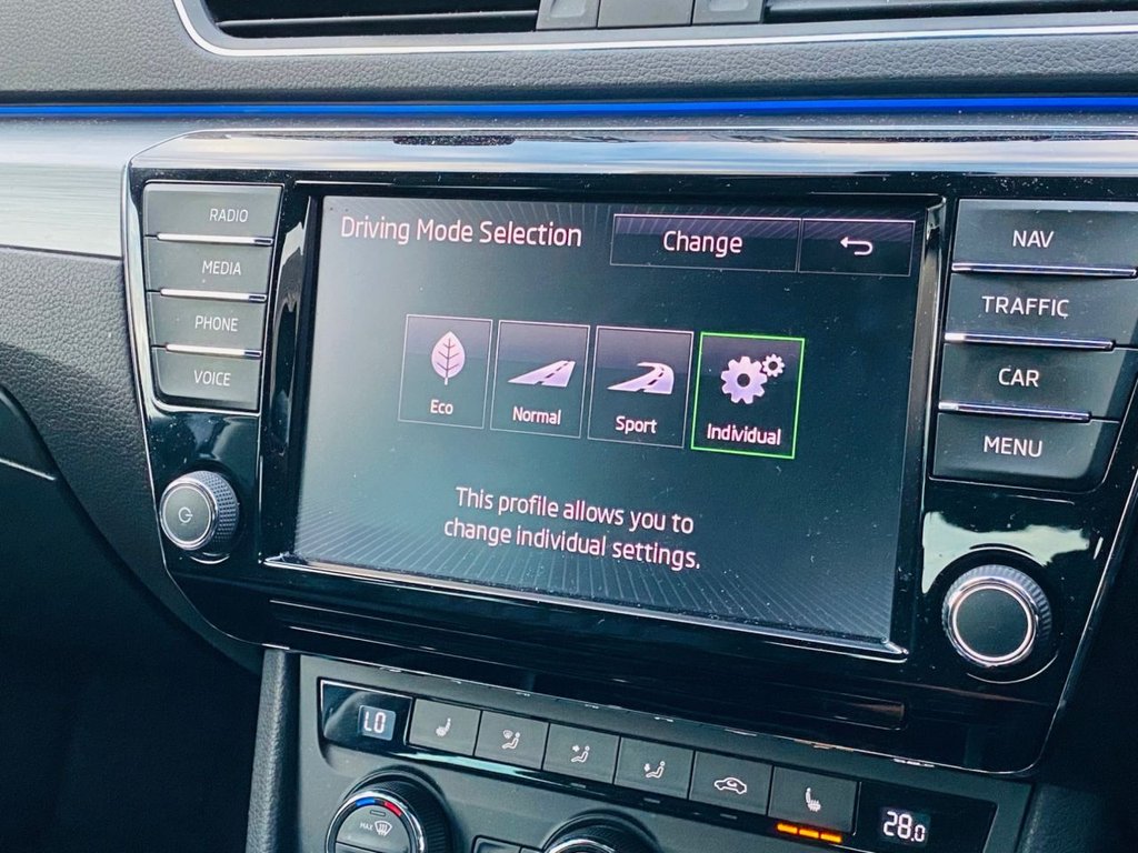 Used Skoda Superb 2016 for sale - 76385856: Photo 37