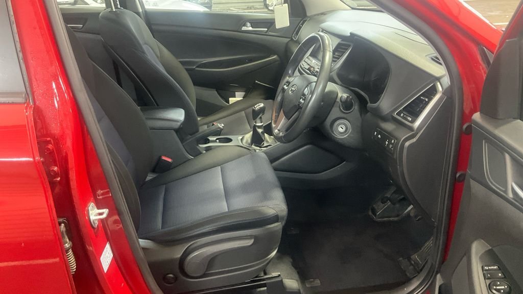 Used Hyundai TUCSON 2018 for sale - 76386674: Photo 6