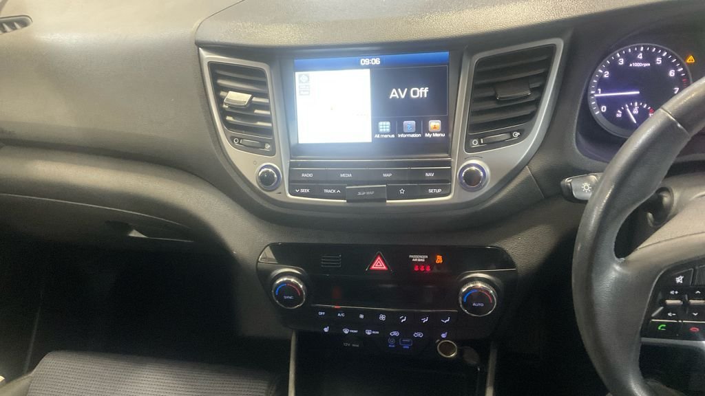 Used Hyundai TUCSON 2018 for sale - 76386674: Photo 8