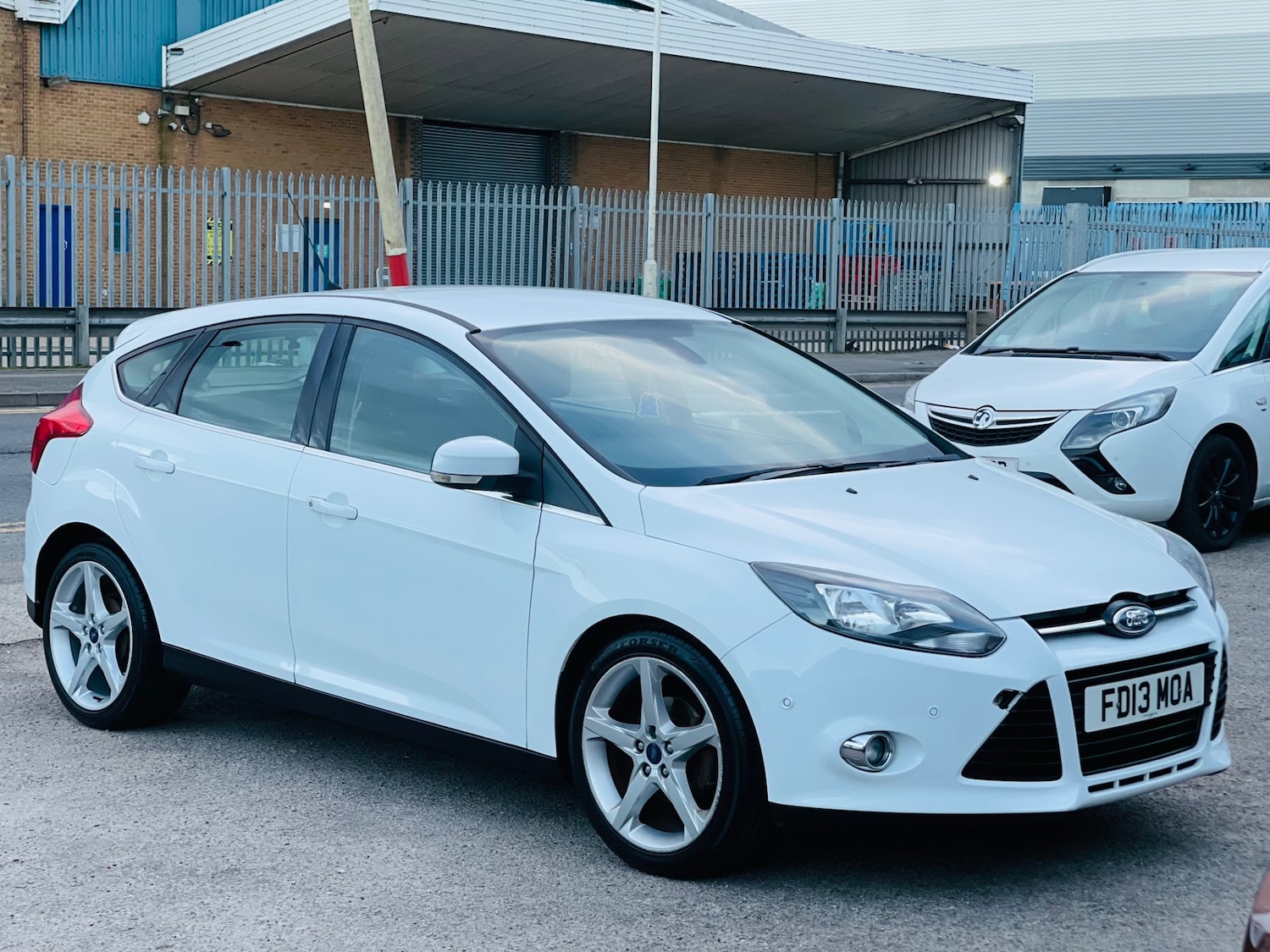 Used Ford Focus 2013 for sale - 77822532: Photo 2