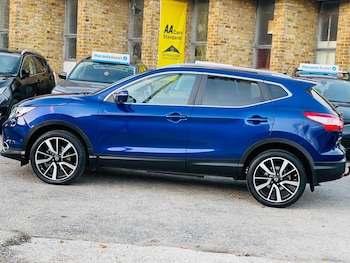 Used Nissan Qashqai 2014 for sale - 76521650: Photo