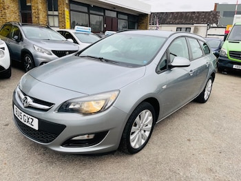 Used Vauxhall Astra 2015 for sale - 76991591: Photo