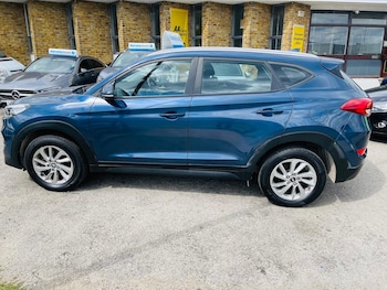 Used Hyundai TUCSON 2017 for sale - 76269683: Photo 4